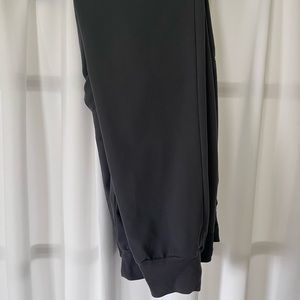 Charcoal Zamora Joggers Figs Size Medium Tall